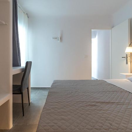 Miramare Suites Mykonos Merchia Beach エクステリア 写真