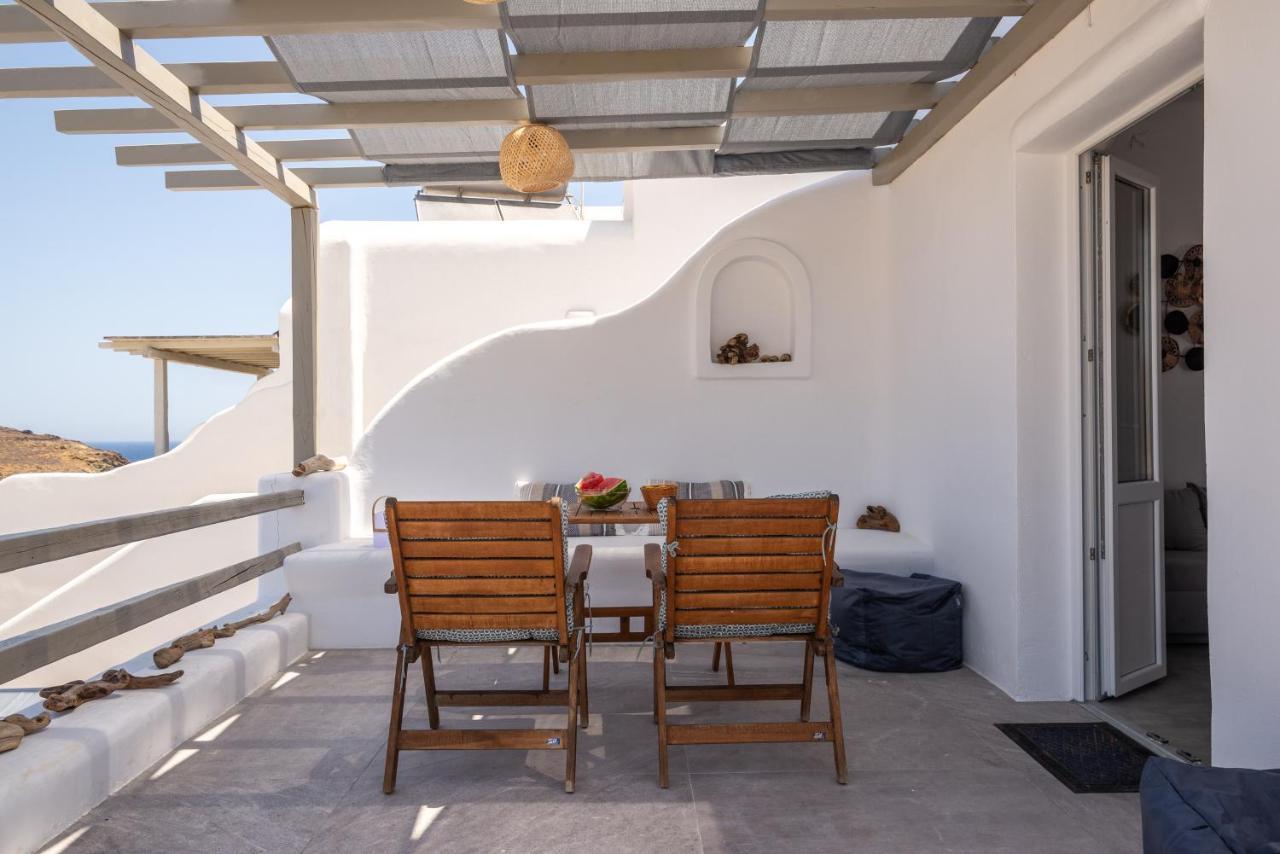 Miramare Suites Mykonos Merchia Beach エクステリア 写真