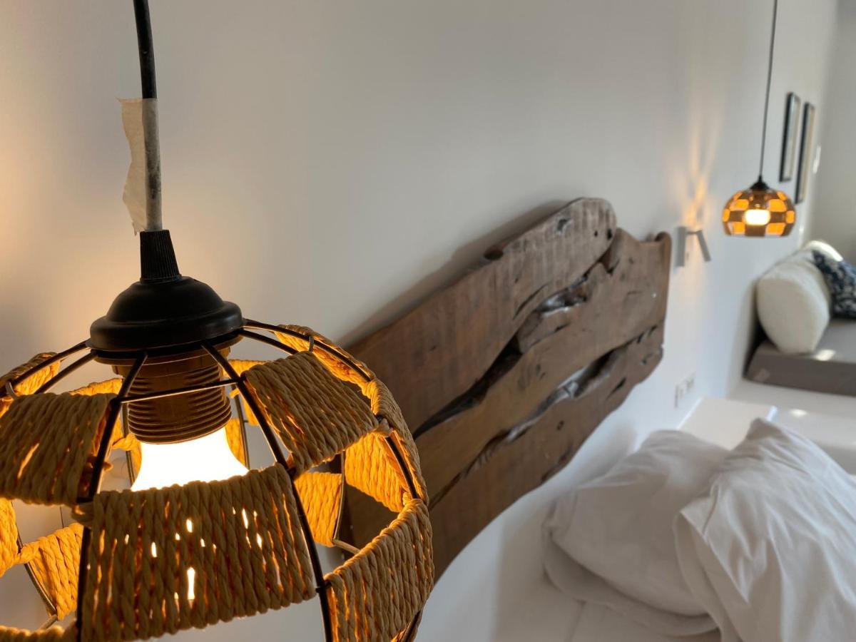 Miramare Suites Mykonos Merchia Beach エクステリア 写真