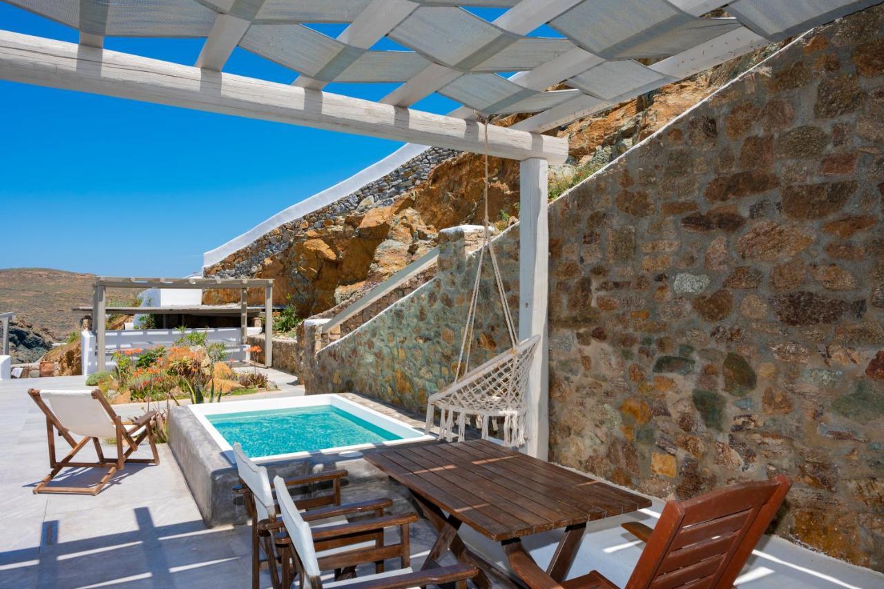 Miramare Suites Mykonos Merchia Beach エクステリア 写真