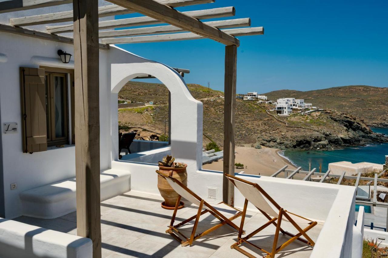 Miramare Suites Mykonos Merchia Beach エクステリア 写真