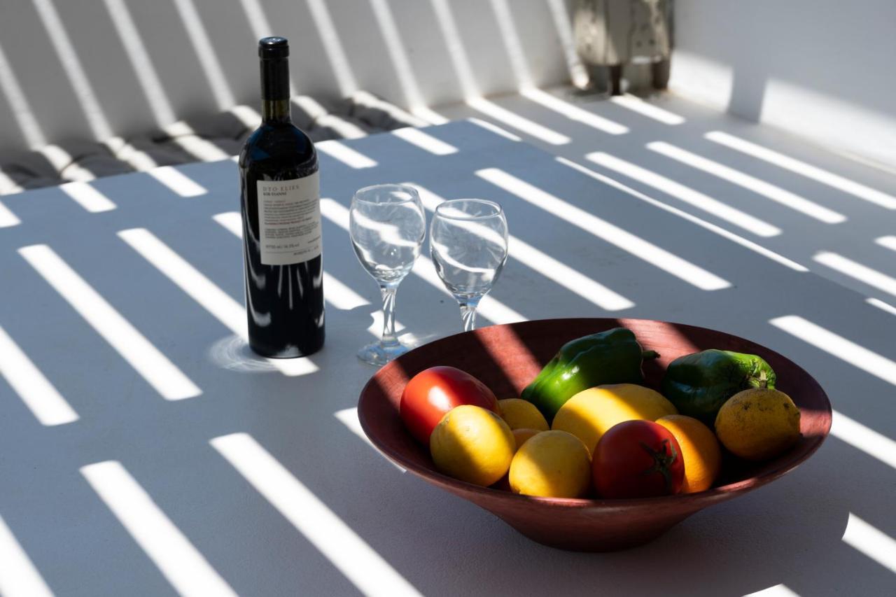 Miramare Suites Mykonos Merchia Beach エクステリア 写真