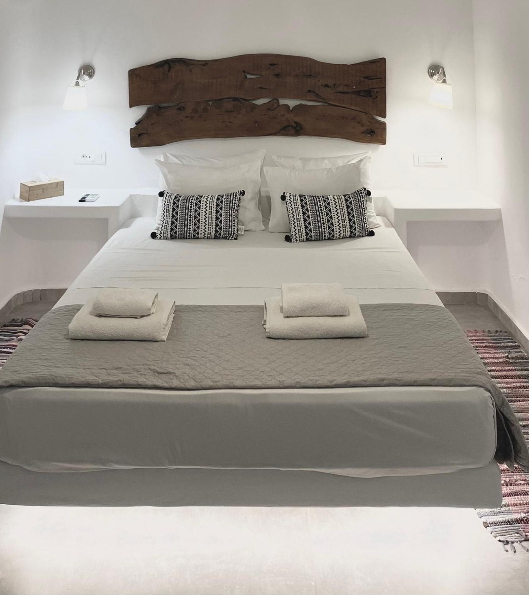 Miramare Suites Mykonos Merchia Beach エクステリア 写真